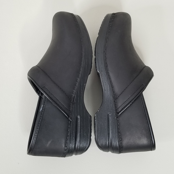 Dansko XP Black Leather 39 Comfort Clog Slip On  Non Slip - Picture 6 of 8